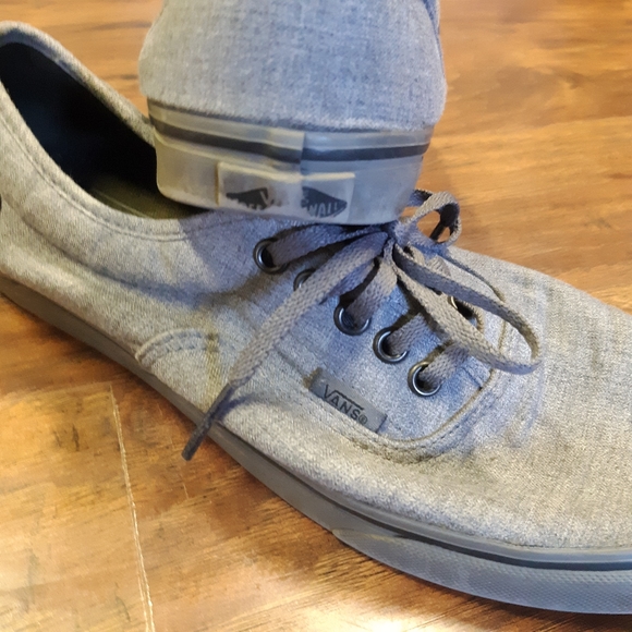 Vans gray on gray sneakers - Picture 3 of 5